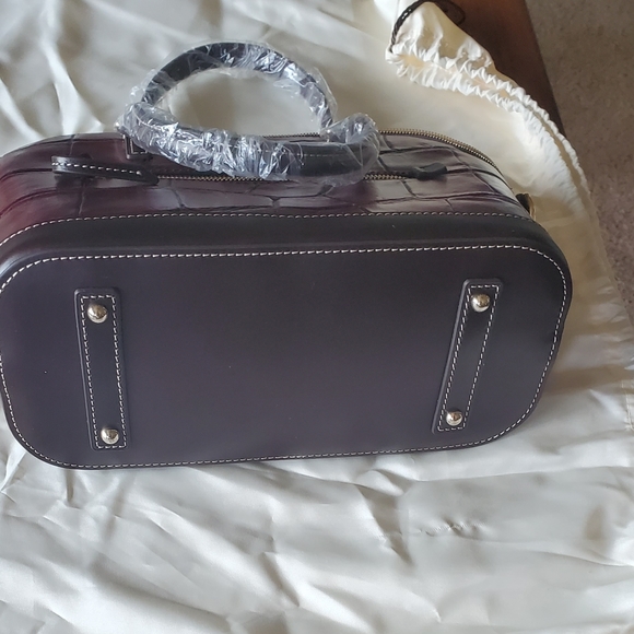 Dooney & Bourke Purse